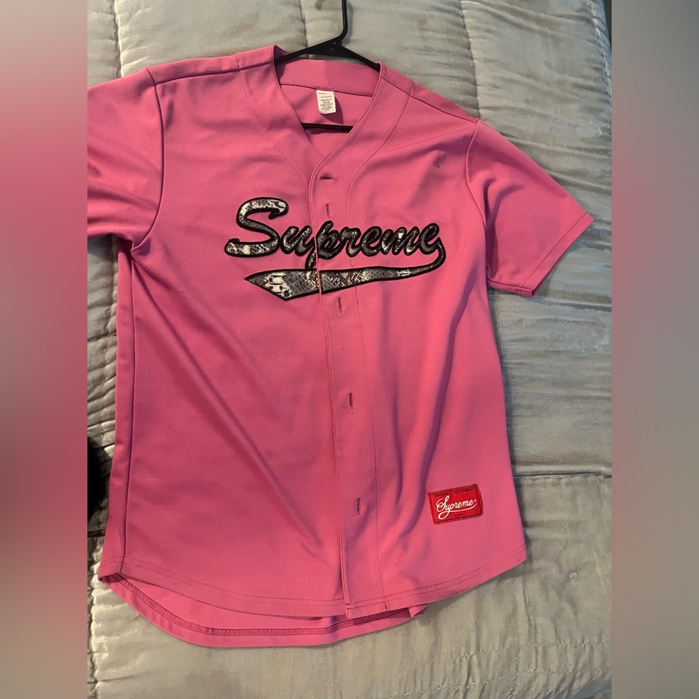 Supreme pink snake skin jersey size Large